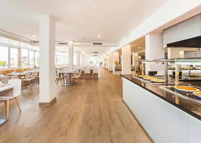Apartamentos Globales Lord Nelson (Adults Only)
